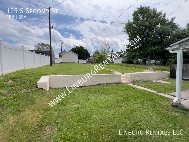 125 S Second St in Mount Wolf, PA - Building Photo - Building Photo
