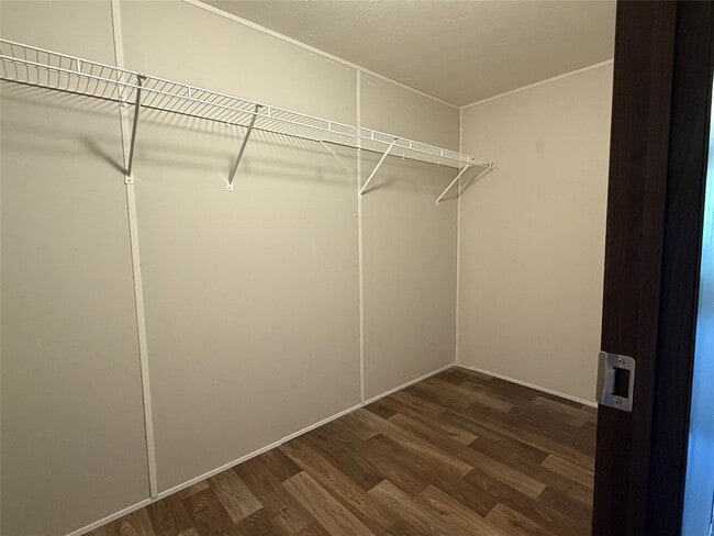 property at 4790 Wickwillow Ln