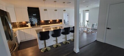 1619 Linwood Dr in Clearwater, FL - Foto de edificio - Building Photo