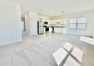 5918 Chestnut Grv Pl in St. Cloud, FL - Building Photo - Building Photo