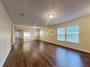 2942 Bent Bow Ln in Middleburg, FL - Building Photo - Building Photo