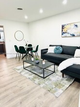 19 NE 16th St, Unit 1 in Fort Lauderdale, FL - Building Photo - Building Photo