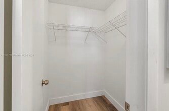 2512 SW 113th Ct, Unit Unit #1 in Miami, FL - Foto de edificio - Building Photo