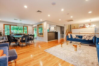 26 Redbrook Rd in Kings Point, NY - Building Photo - Building Photo