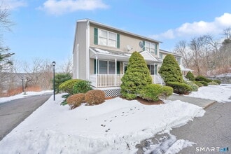 39 Coram Rd in Shelton, CT - Building Photo - Building Photo