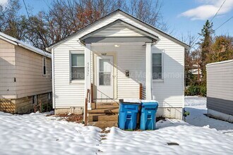 5637 Hodiamont Ave in Jennings, MO - Building Photo - Building Photo