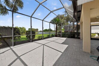 118 Padova Way in Nokomis, FL - Foto de edificio - Building Photo