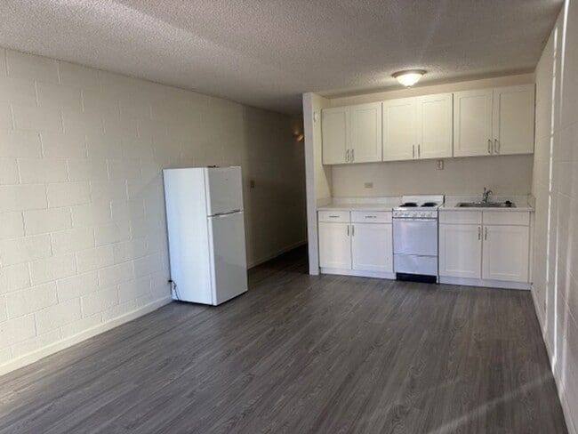 property at 5122 Likini St