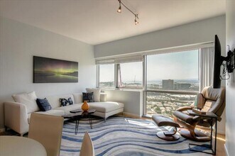 1 Mandalay Pl in South San Francisco, CA - Building Photo - Building Photo