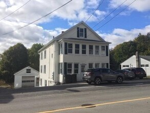 17 Pine St in Dudley, MA - Building Photo - Building Photo