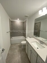 6136 Baywood Ct in Lakewood Ranch, FL - Building Photo - Building Photo