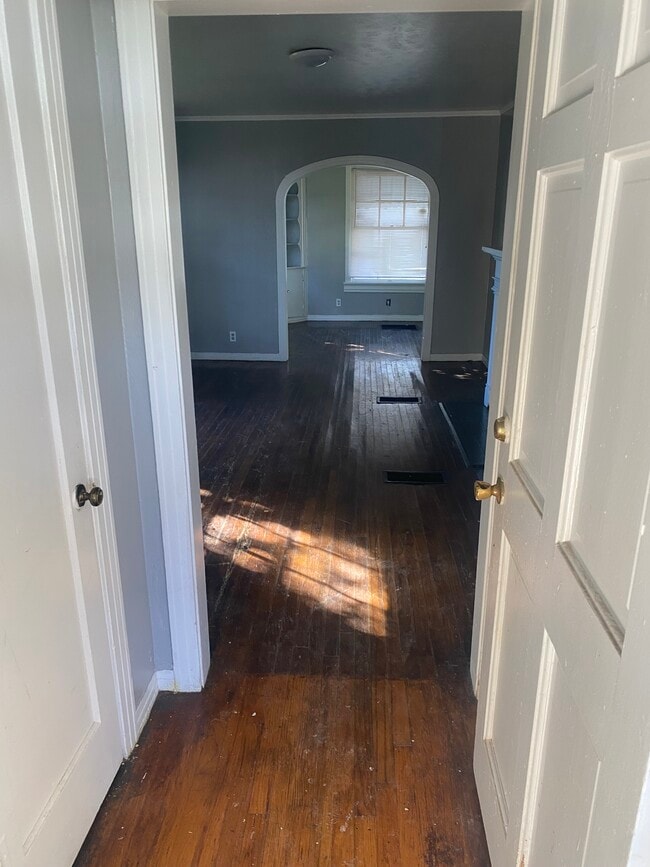 property at 152 E Wichita St