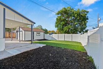 1557 W Dakota Ave in Denver, CO - Building Photo - Building Photo