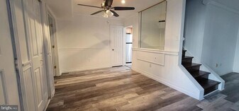 2209 Greenwood Dr in Lindenwold, NJ - Building Photo