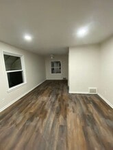 1523 Babbitt Rd in Euclid, OH - Building Photo - Building Photo