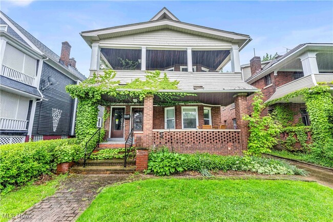 property at 3154 Kensington Rd