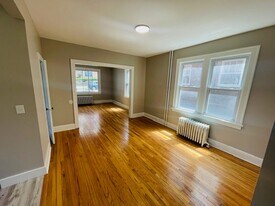 179 9th St in Troy, NY - Building Photo