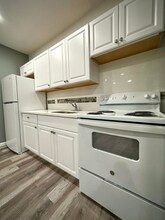 118 Sunbury St, Unit 2 in Minersville, PA - Foto de edificio - Building Photo