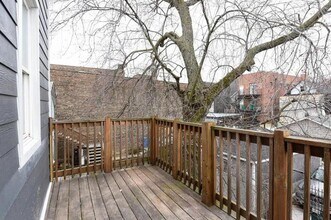 1626 N Washtenaw Ave, Unit 2R in Chicago, IL - Foto de edificio - Building Photo