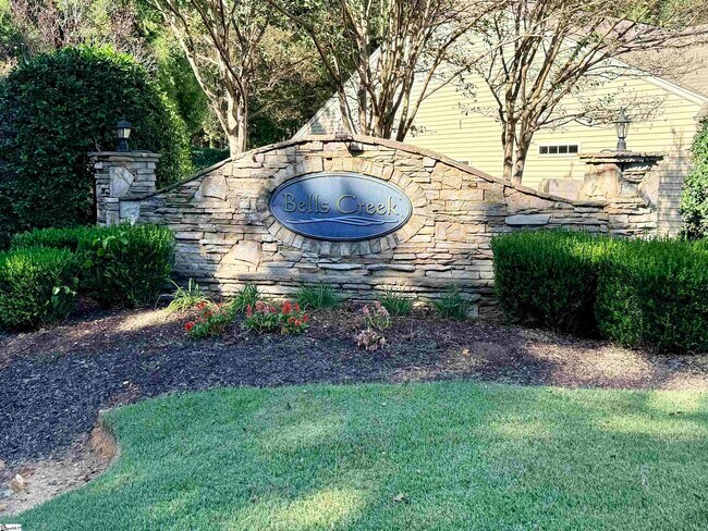 102 Horsepen Way in Simpsonville, SC - Building Photo - Building Photo