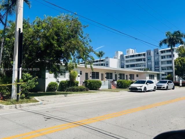 1085 94th St in Bay Harbor Islands, FL - Building Photo - Building Photo