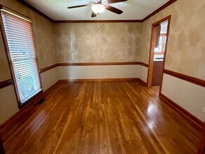 3901 Buncombe Dr in Greensboro, NC - Foto de edificio - Building Photo