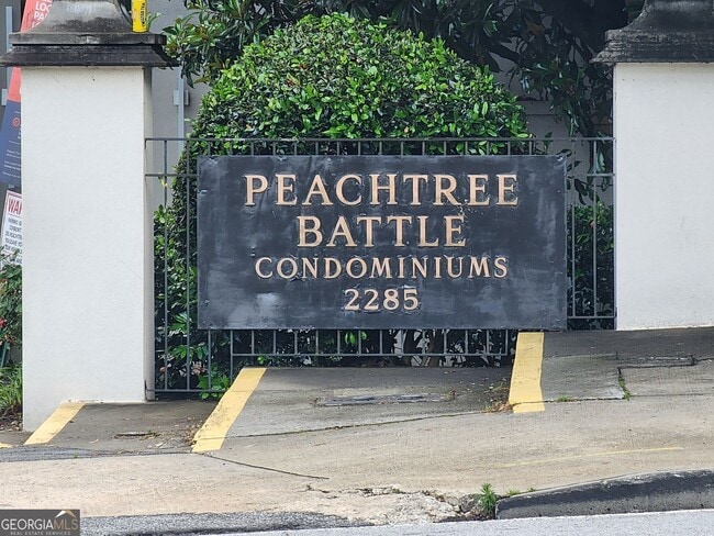 property at 2285 Peachtree Rd NE