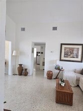 6347 13th Ave N in St. Petersburg, FL - Building Photo - Building Photo