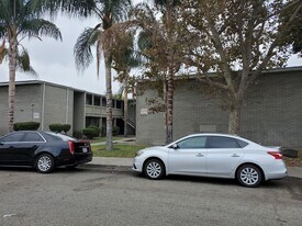 424 Anderwood Ct in Pomona, CA - Building Photo