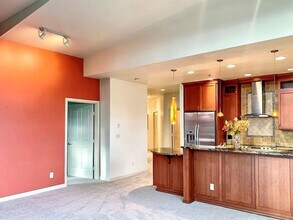 16275 NE 85th St in Redmond, WA - Building Photo - Building Photo