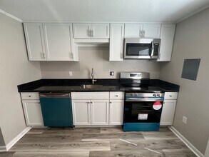 1544 Catasauqua Rd, Unit A1 in Bethlehem, PA - Building Photo - Building Photo