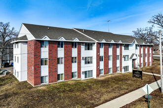 The Bridgeport in St. Cloud, MN - Building Photo - Primary Photo