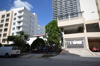 437 NE 30th St in Miami, FL - Building Photo - Building Photo