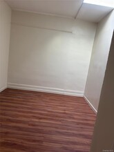 120-14 178th Pl in Queens, NY - Building Photo - Building Photo