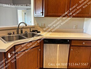 1442 Taramore Dr in Florence, KY - Building Photo - Building Photo