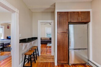 76 Parker Hill Ave, Unit 2 in Boston, MA - Foto de edificio - Building Photo