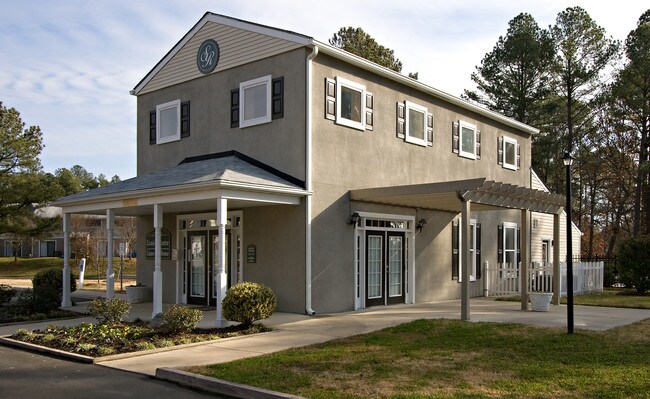 Hawthorne North Park Apartments in Durham, NC - Foto de edificio - Building Photo