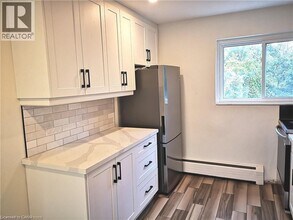 19 Hamilton St in St Thomas, ON - Building Photo - Building Photo