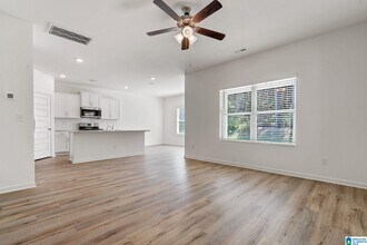 2029 Eaton Pl in Chelsea, AL - Foto de edificio - Building Photo