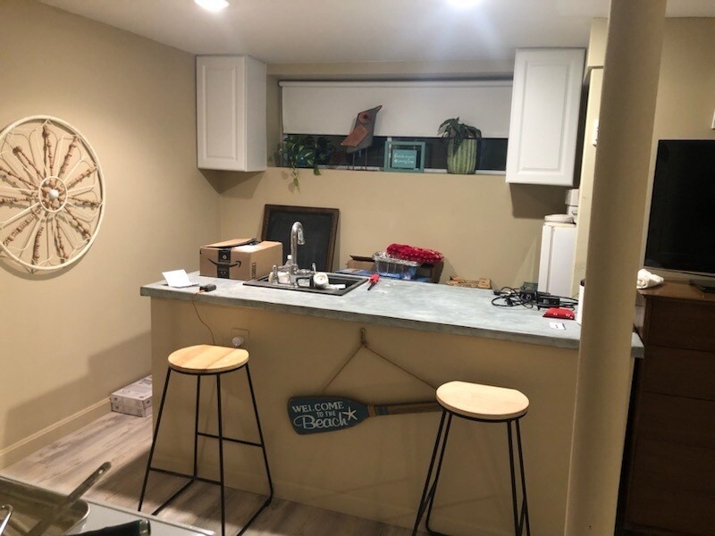 25 Nut Island Ave, Unit 1 in Quincy, MA - Building Photo