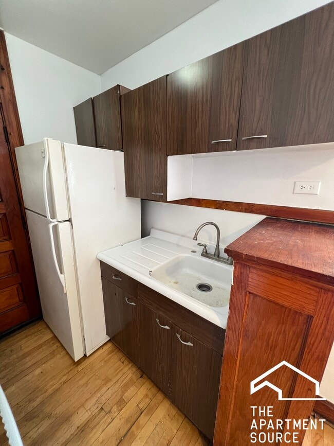 3150 N Linder Ave in Chicago, IL - Building Photo - Building Photo