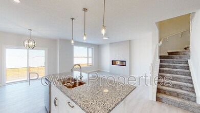 212 Dawson Hbr Hts in Chestermere, AB - Building Photo - Building Photo