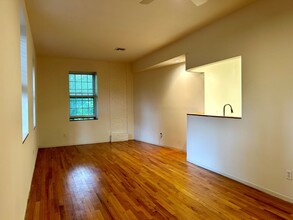 110 Mill Street in Poughkeepsie, NY - Building Photo - Interior Photo