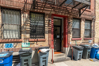 93 Clay St in Brooklyn, NY - Building Photo - Building Photo