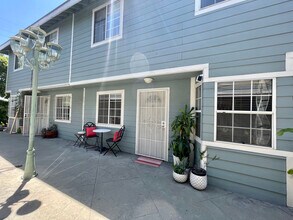 11725 Lemay St, Unit NA in North Hollywood, CA - Building Photo - Building Photo