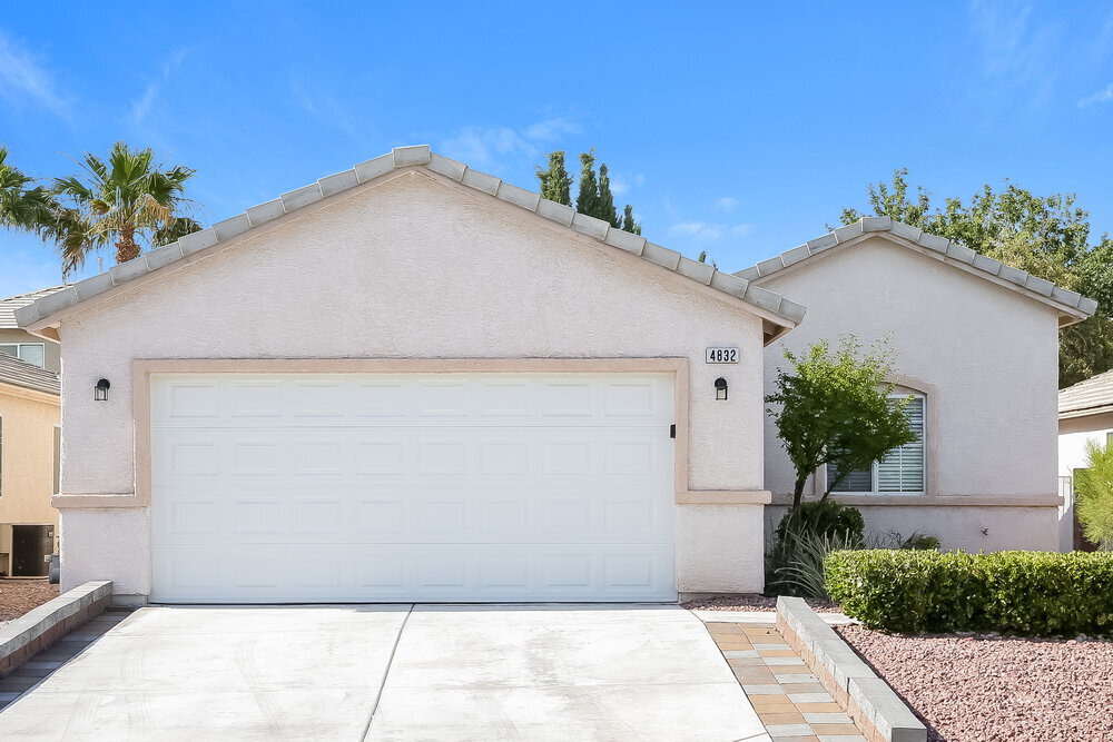 4832 Morning Splash Ave in Las Vegas, NV - Building Photo