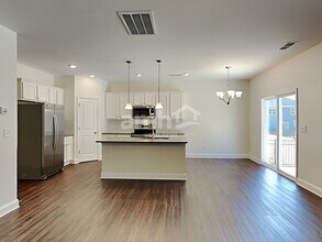 7112 Garrett Ct in Charlotte, NC - Building Photo - Building Photo