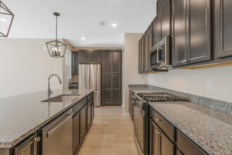 219 Myrtle Rd in Warren, NJ - Building Photo - Building Photo