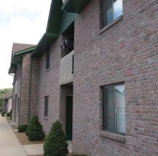 Autumn Hill Apartments in Park Hills, MO - Building Photo - Building Photo