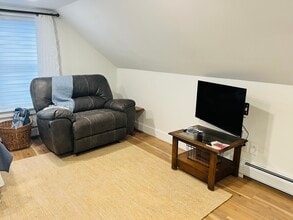 155 Princess Ann Dr, Unit Studio Princess ann in Colchester, VT - Building Photo - Building Photo